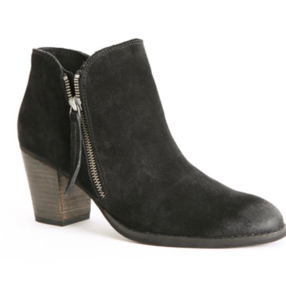 Dolce Vita- Jaida Double Zipper Booties. Size 9.5